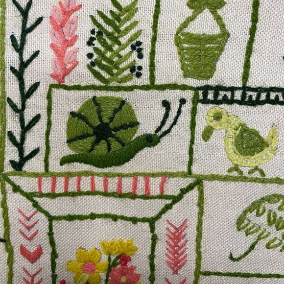 Vintage 1970s Crewel Embroidery Framed Pink Green Whimsical Nature Needlepoint - Picture 6 of 8